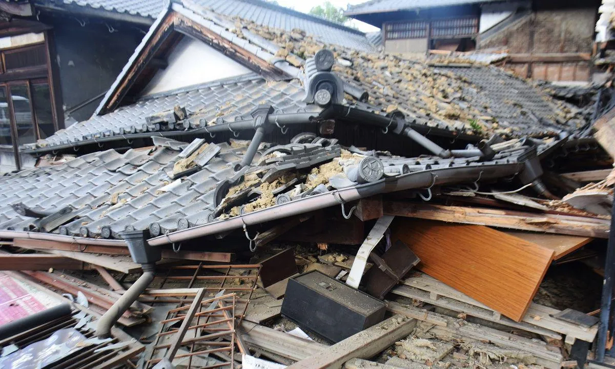 Terremoto en Japón deja 18 muertos y los rescatistas intensifican la búsqueda de sobrevivientes