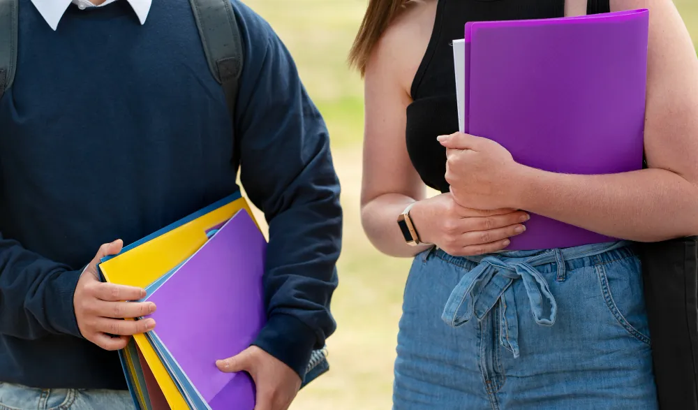 Talento Joven entregará 3 200 becas de 569,23 dólares en Ecuador