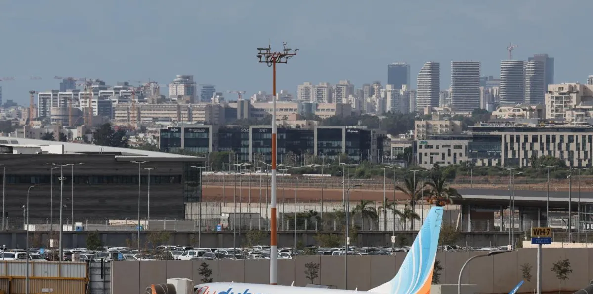 Esto se sabe del avión de FlyDubai que aterrizó de emergencia en Arabia Saudita tras presunto intento de un ataque yihadista