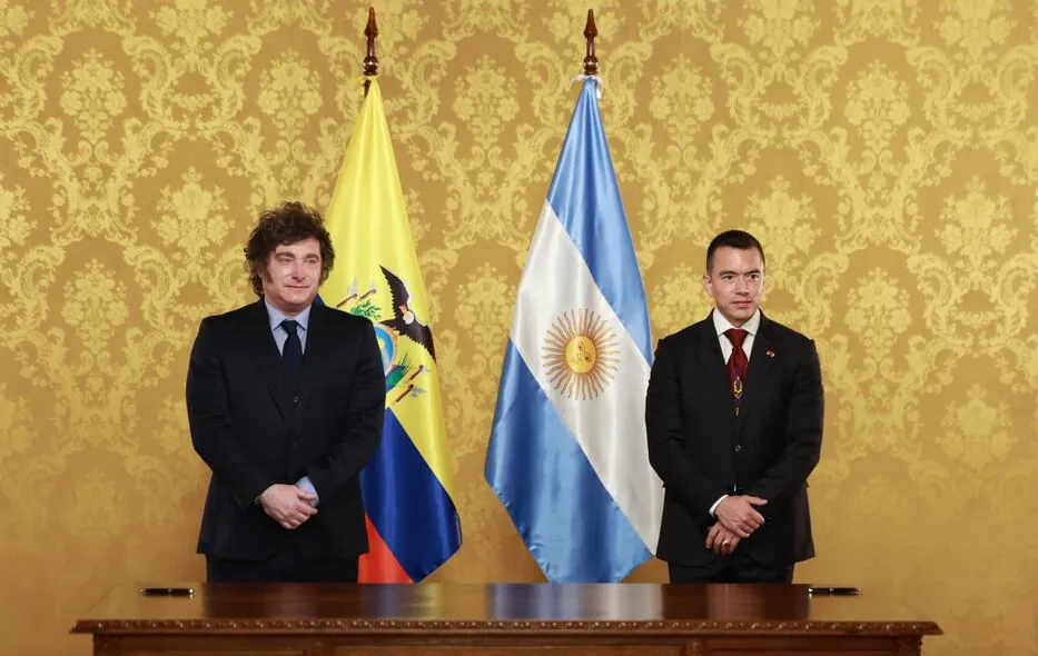 Daniel Noboa y Javier Milei firman seis acuerdos para fortalecer cooperación en seguridad, comercio, extradición y ciberdefensa