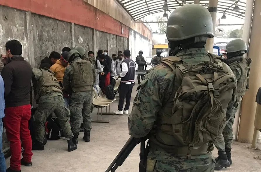 Legislativo debatirá reforma a la Constitución para el apoyo complementario de las FF.AA. a la Policía Nacional