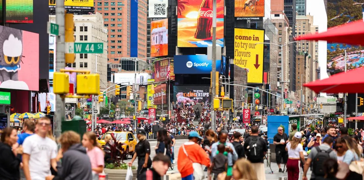 Mujer asesinada en el Times Square de Nueva York era la vicepresidenta de negocios del Bank of America