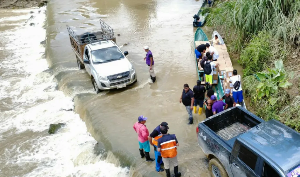Familias de seis cantones afrontan la emergencia en Esmeraldas por 90 días