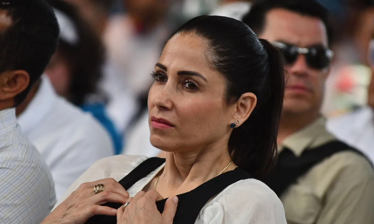 Luisa González recibe segunda notificación de la Fiscalía