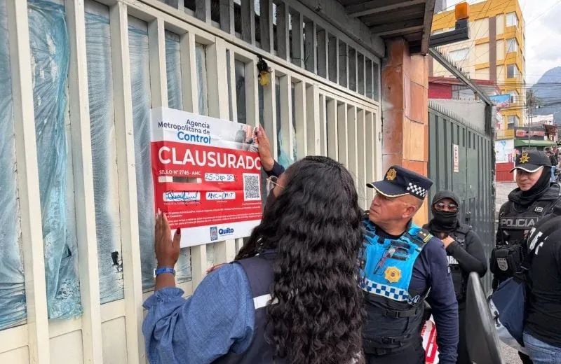 Operativos cubren varias zonas de Quito: AMC clausuró un bar-discoteca con una menor y 19 personas sin documentos