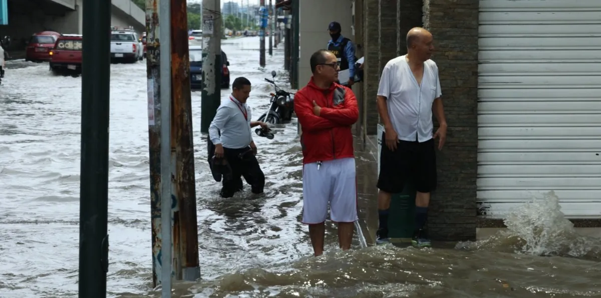 Alerta roja por El Niño: esto dispuso Secretaría de Riesgos para los municipios y prefecturas
