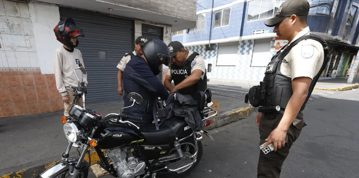 Tres detenidos por presunta extorsión en Quito: exigían hasta $ 5.000 a sus víctimas