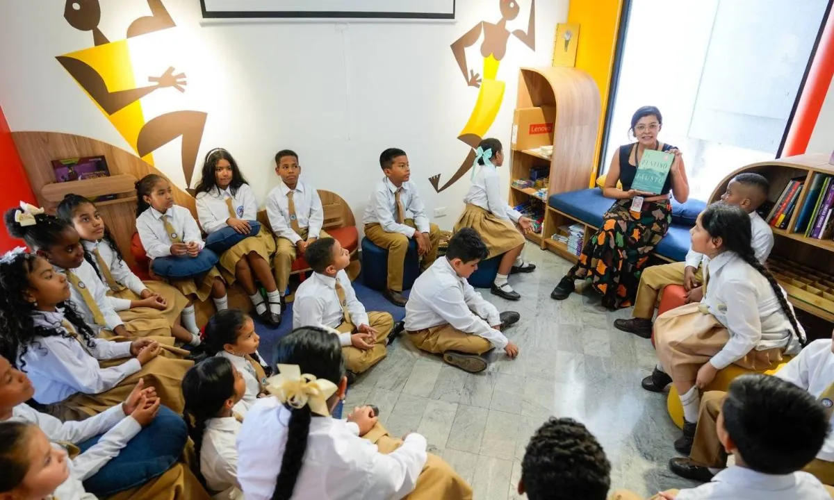 Corte Constitucional deja sin efecto el acuerdo que establecía clases los sábados en Ecuador