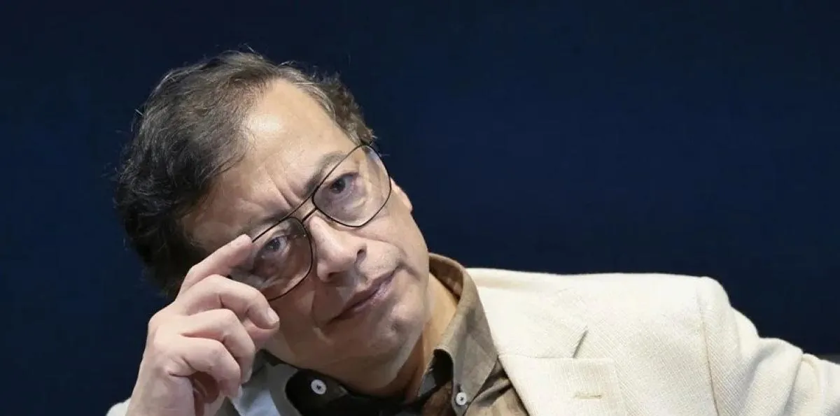 ¿Por qué Avianca canceló una reserva de Gustavo Petro para viajar de Colombia a México? El pasaje fue comprado en efectivo en Ecuador