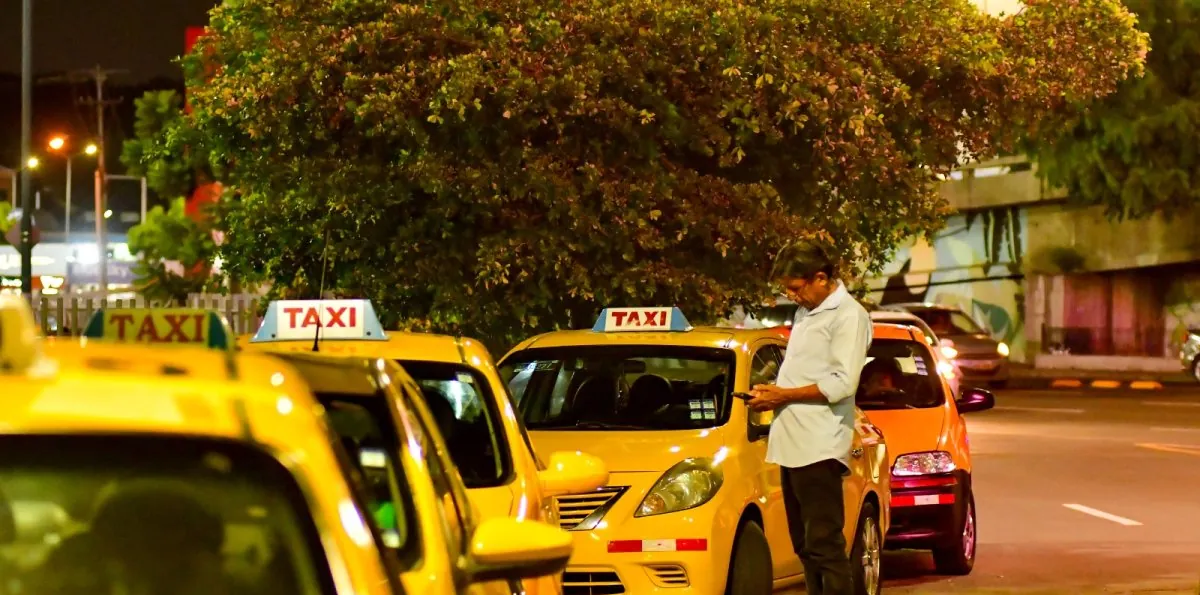 Uber Taxi llegará a Quito y estas son las fechas y requisitos para registrarse