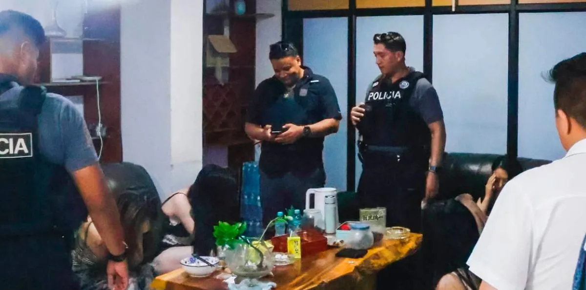 Clausuran otro local clandestino frecuentado por clientes asiáticos en Guayaquil: había juegos de azar y USD 26.000