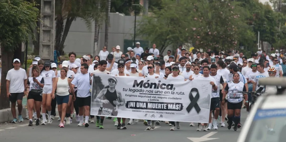 Caso Mónica Martinich: esto se sabe de la camioneta hallada en Colimes