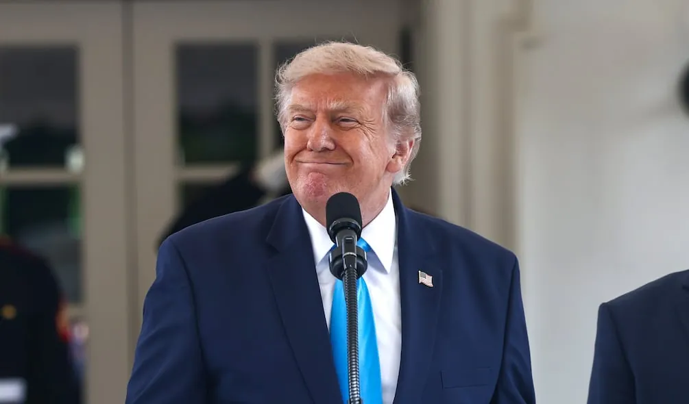 Trump TV, la nueva plataforma del presidente, debuta en medio de una disputa con la prensa
