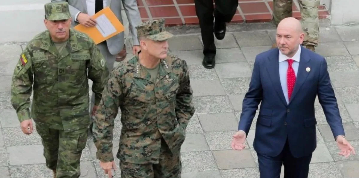 Francis Donovan, comandante del Comando Sur de Estados Unidos, analiza en Ecuador los avances de los acuerdos de seguridad
