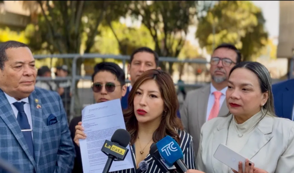Oficialismo denuncia tráfico de influencias tras informe del caso Segura EP