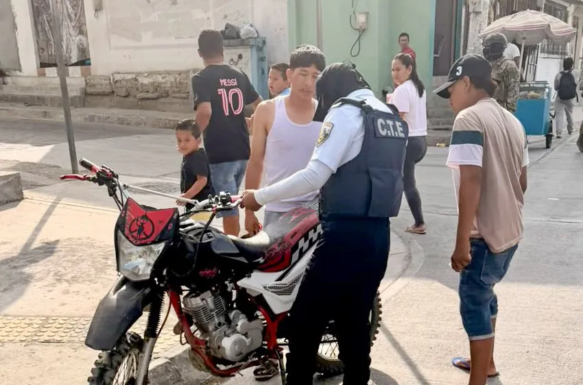 Plan operativo de la CTE para el feriado en Ecuador