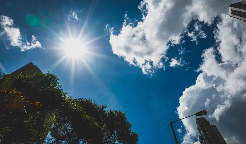 Quito registra radiación UV alta y se prevé un índice extremo de 12 este 29 de julio de 2026