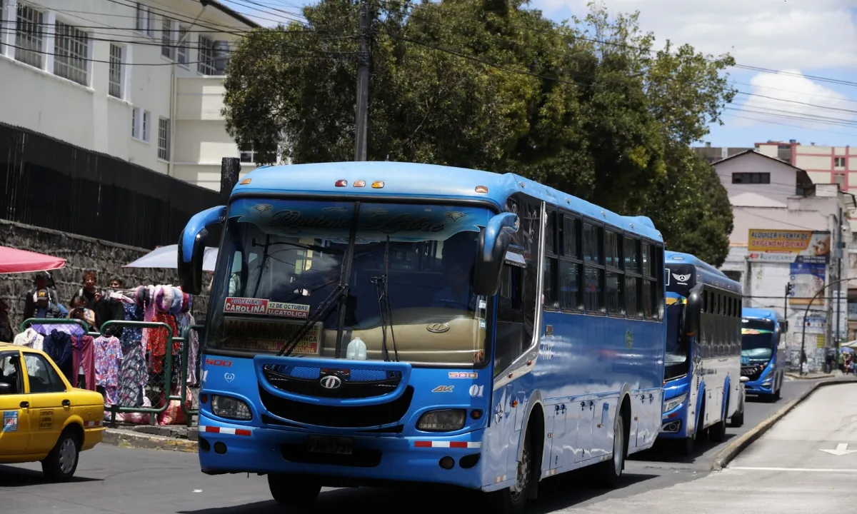 Estas condiciones deben cumplir los transportistas para subir el pasaje en Quito