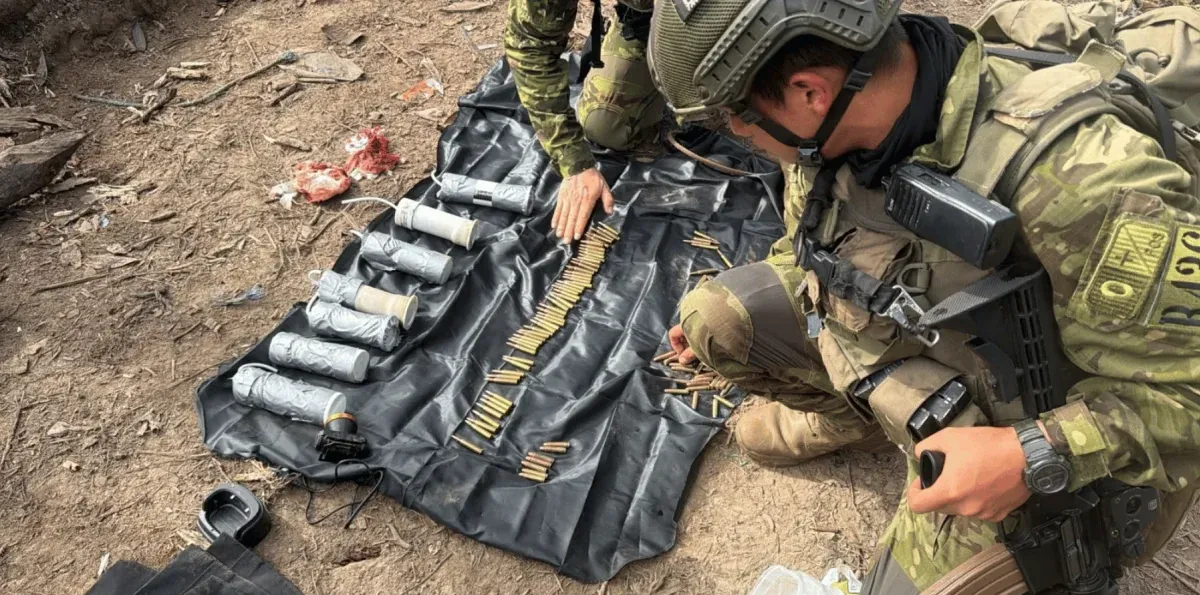 Militares localizan y destruyen una base vinculada al Frente Oliver Sinisterra en Imbabura