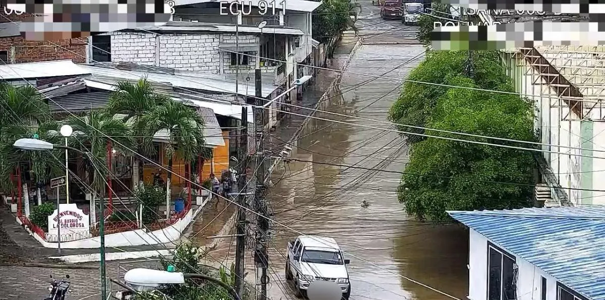 Bolívar, Manabí, Los Ríos y otras provincias soportan desbordamientos de ríos y esteros tras fuertes lluvias