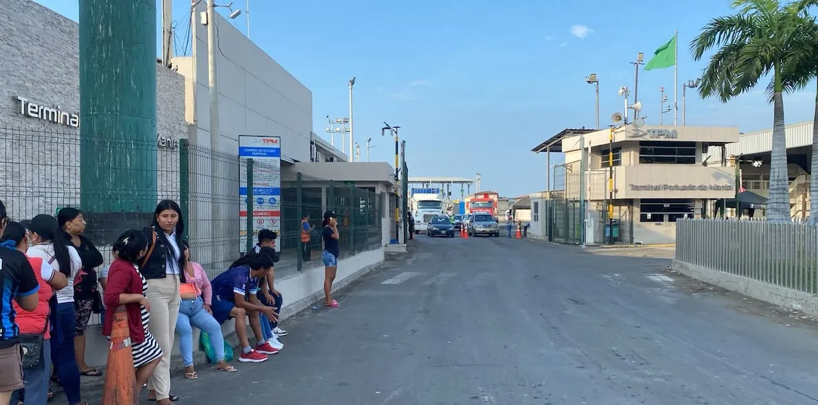 Llegaron a Manta los 28 tripulantes del Conquista II y OM2: esto se sabe