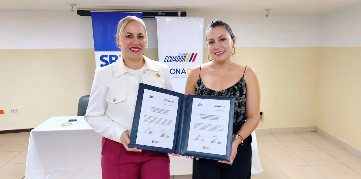 SRI y Conadis firman acuerdo para garantizar trámites tributarios accesibles