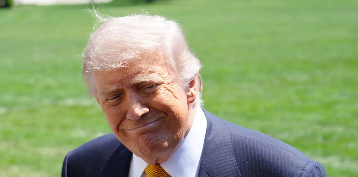 Trump declara al estrecho de Ormuz como “nuevo territorio estadounidense”