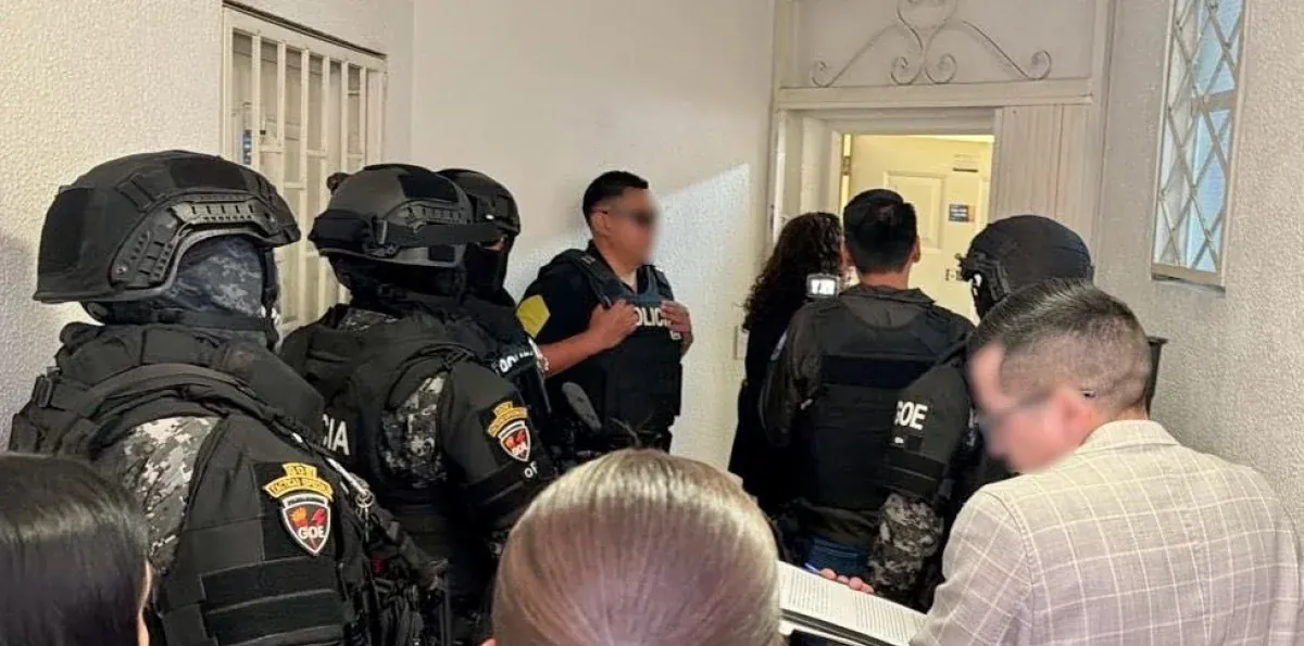 Fiscalía allana una UPC del norte de Quito por presunto tráfico de influencias