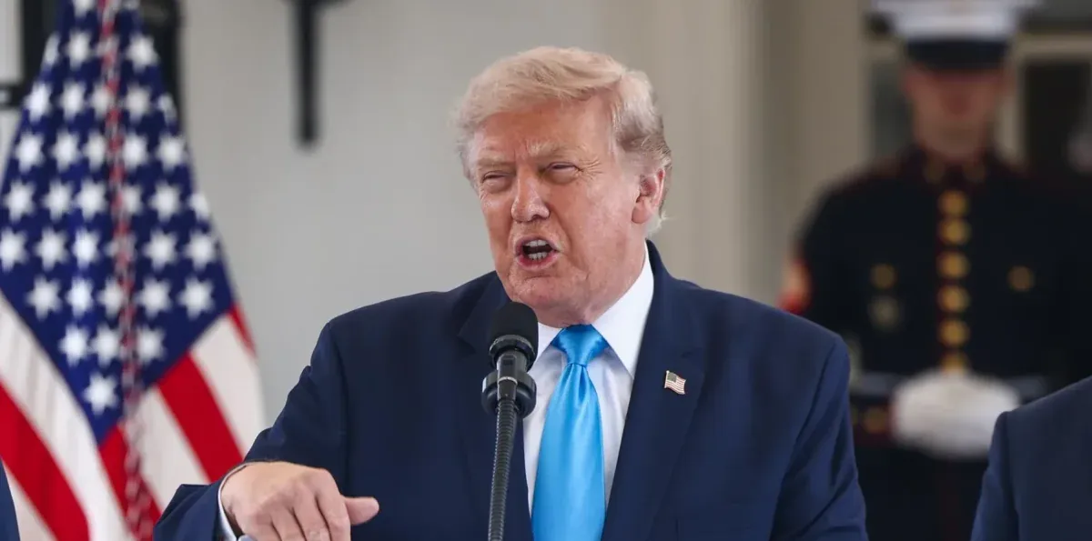 Trump frena ataques contra Irán y abre vía a negociación nuclear