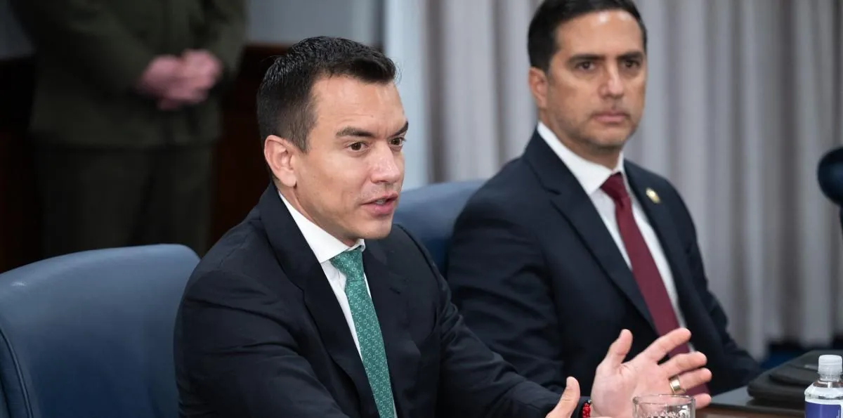 "Hay criminales que no quiere caer solos", dice Daniel Noboa tras la deportación de José Serrano a Ecuador