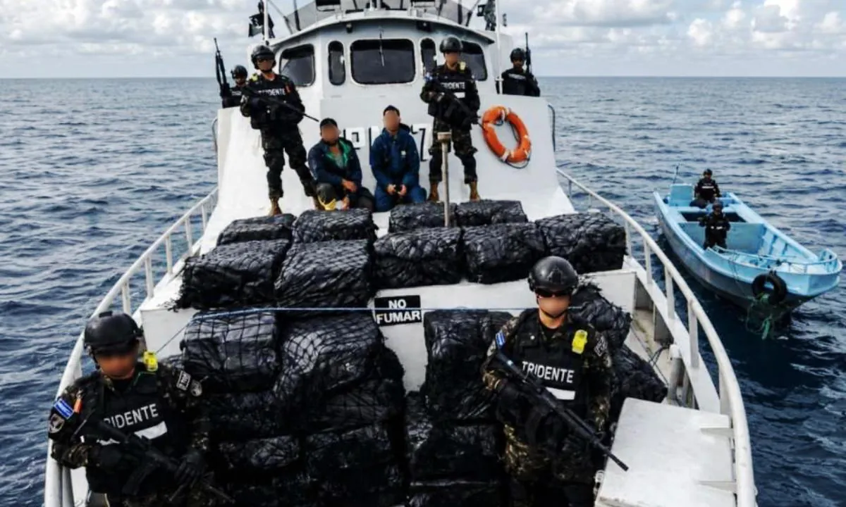 Ecuador participó en operativo internacional que logró el decomiso de cocaína en el Pacífico
