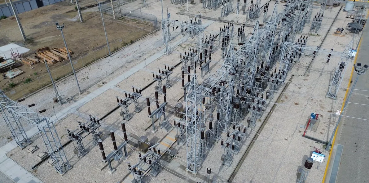 Ecuador refuerza su sistema eléctrico para garantizar el suministro ante el fenómeno de El Niño