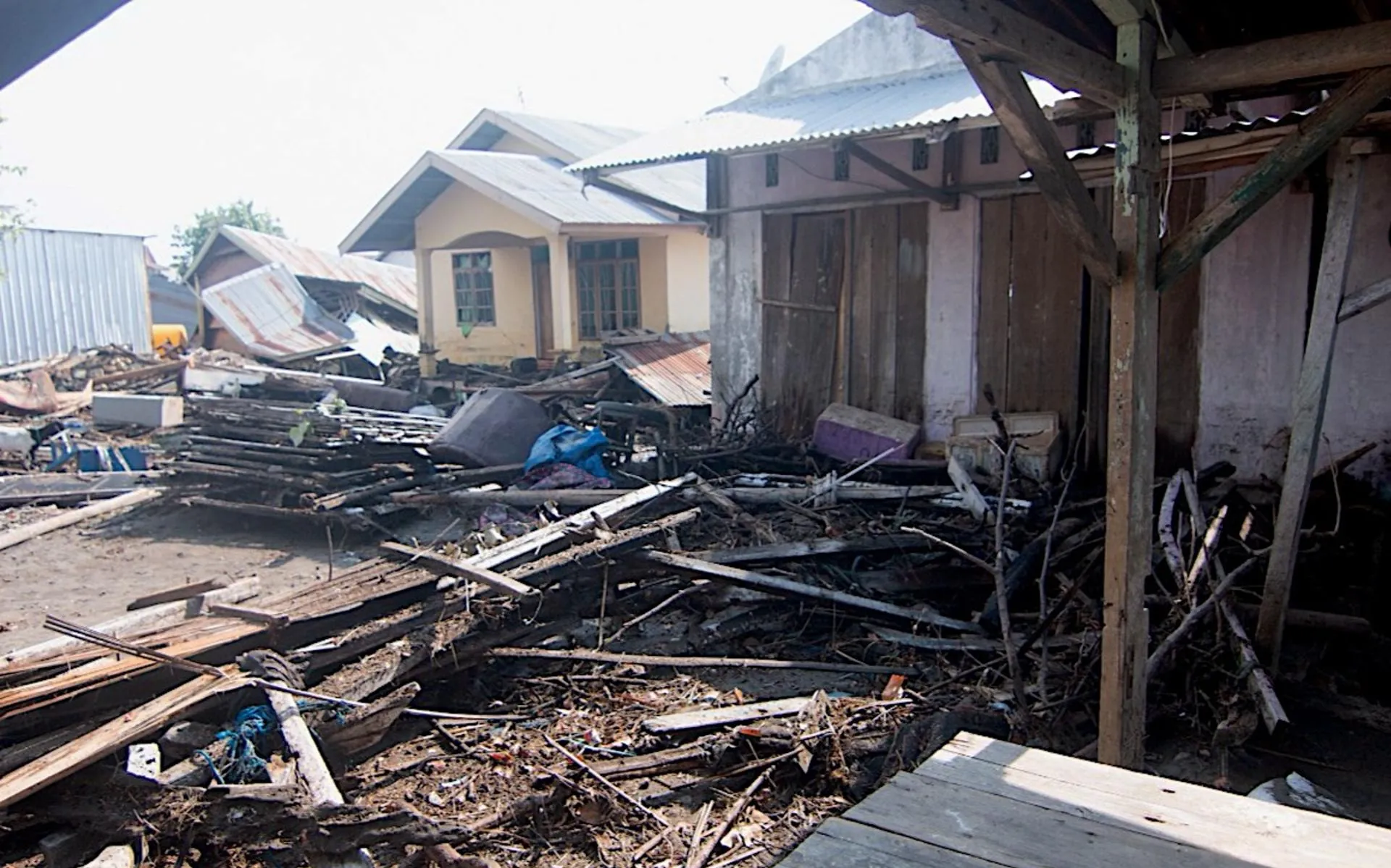 Nuevo sismo de 6,9 sacude Sumatra en Indonesia