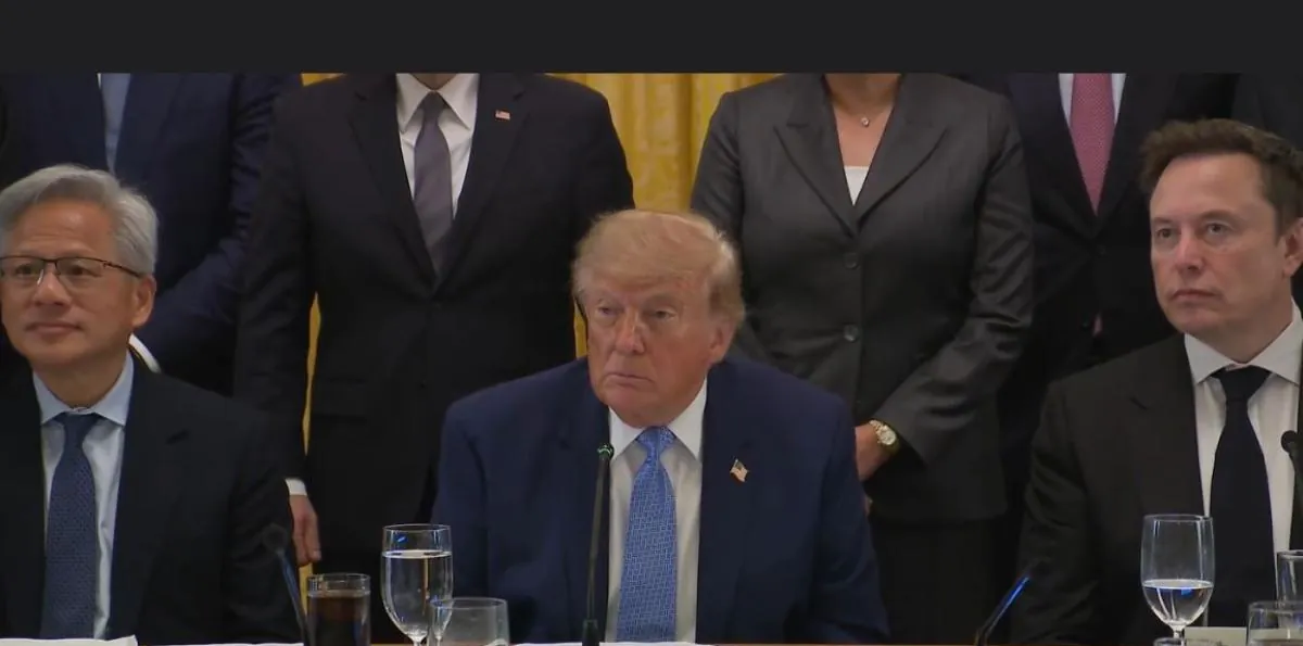 Donald Trump y los líderes de la IA acuerdan un 'compromiso moral' para regular la inteligencia artificial