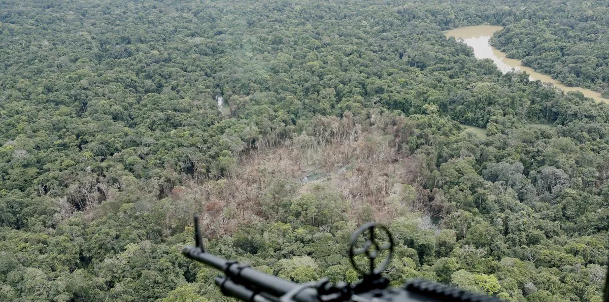 La Justicia colombiana frena ataques a campamentos guerrilleros con menores reclutados