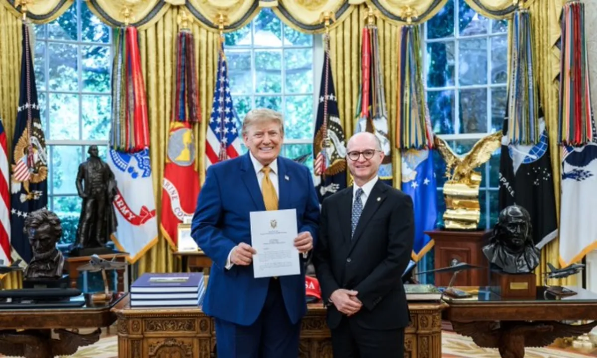 Donald Trump recibió Luis Bakker, nuevo embajador de Ecuador en Estados Unidos