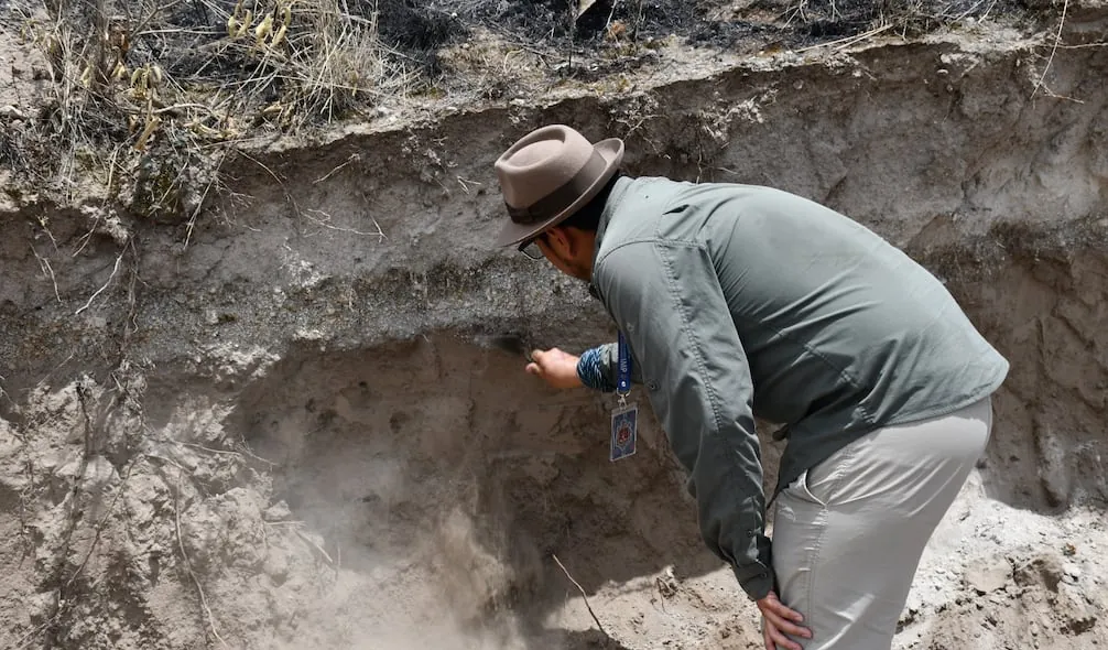 El fuego que arrasó el Casitagua dejó al descubierto un graderío inca oculto entre la vegetación