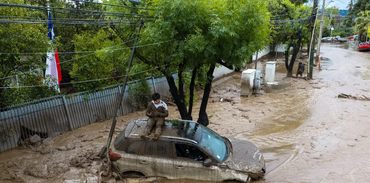 Alerta roja en Santiago de Chile por riesgo de granizo y tormentas eléctricas
