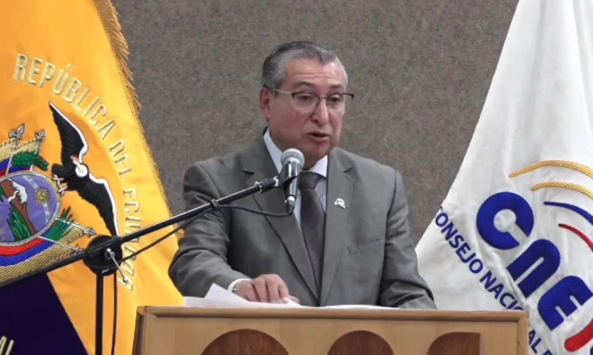 CNE cambia al director electoral de Manabí, tras anuncio de investigación por supuesta reunión