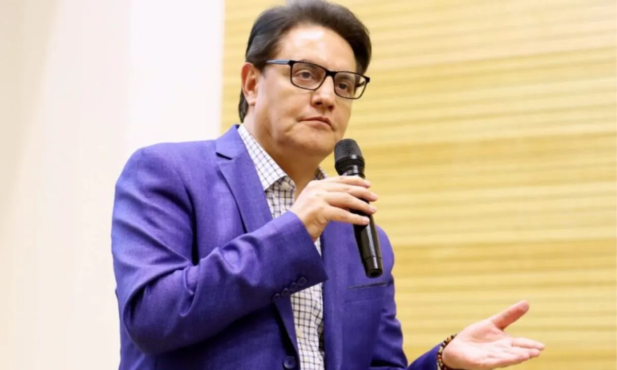 Fiscalía pide difusión roja a Interpol para procesados por crimen de Villavicencio en Quito