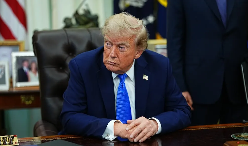 Donald Trump firma decreto contra el “turismo” de ciudadanía por nacimiento en EEUU